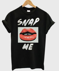 Snap lip me T-shirt