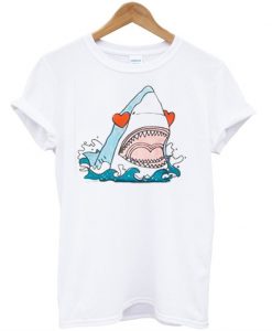 Jaws Falling in Love T-shirt